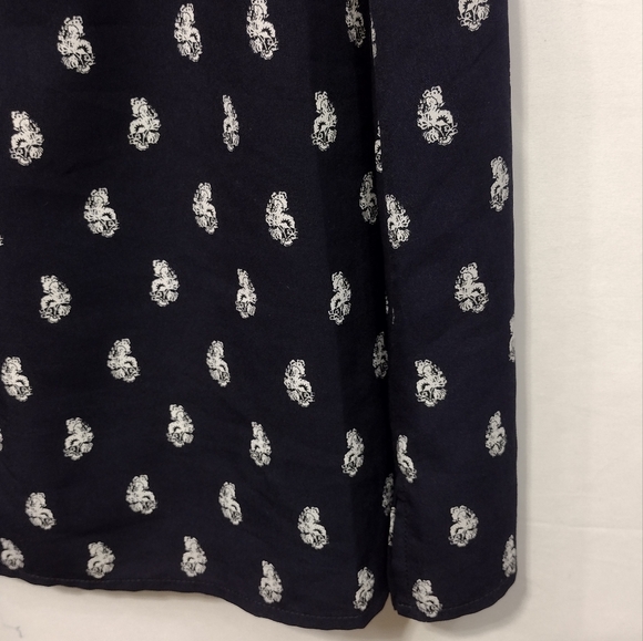 Cabi Momento Blouse Women's L Blue White Casual Comfy Retro 90s Beach Vacation - Picture 6 of 10